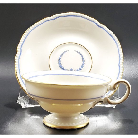 Castleton China Vintage EMPIRE Footed Tea Cup & Saucer Set Blue Wreath Gold Trim - Picture 3 of 10